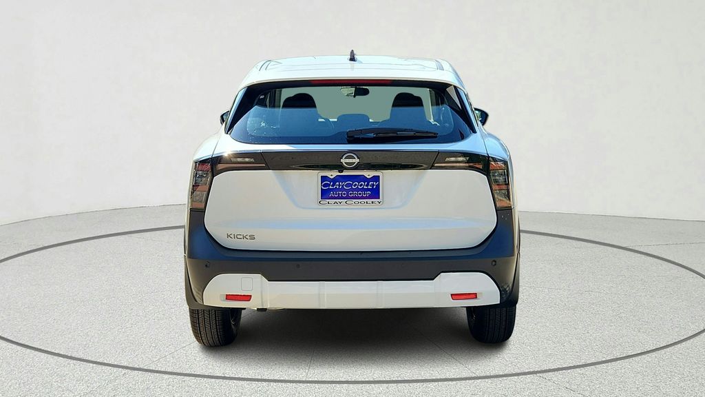 2026 Nissan Kicks