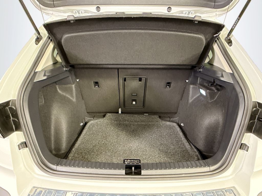 Thumbnail: 2025 Volkswagen Taos - 26