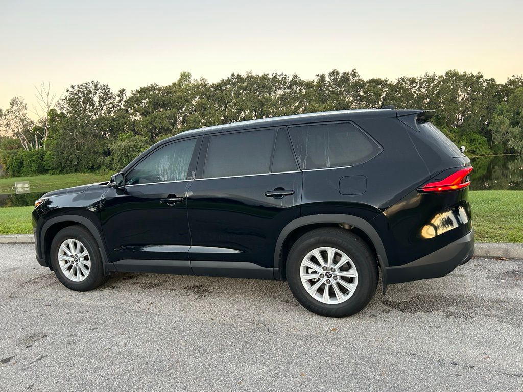Thumbnail: 2024 Toyota Grand Highlander - 3