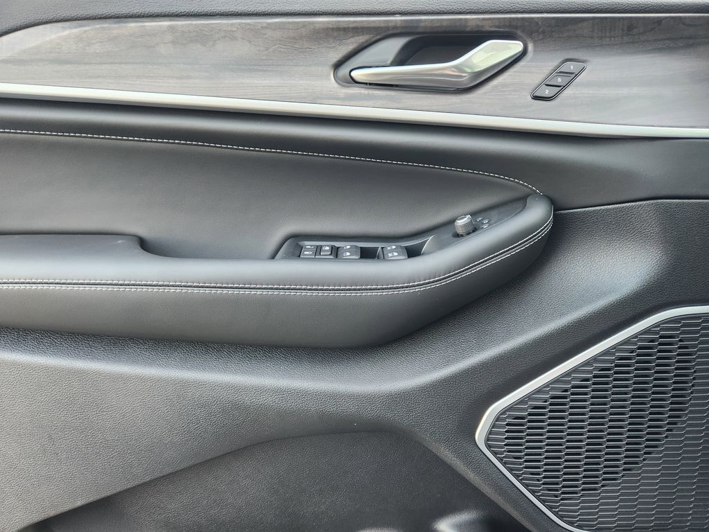 car-gallery-16