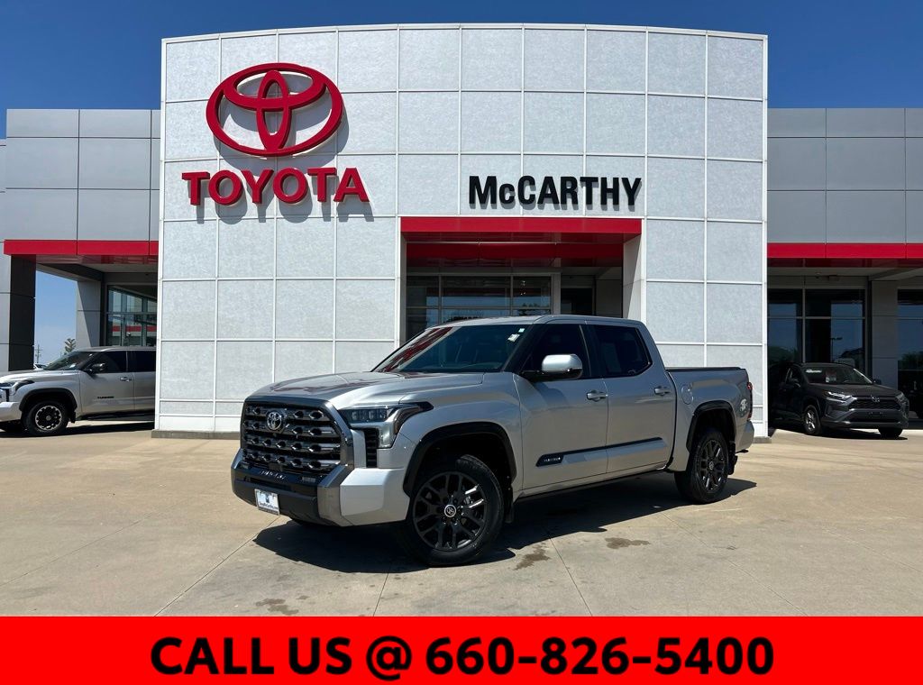 2024 Toyota Tundra Platinum CrewMax Cab 4WD