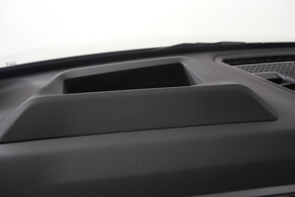 Thumbnail: 2025 BMW X2 - 21