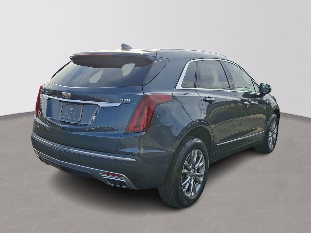 Thumbnail: 2021 Cadillac XT5 - 6