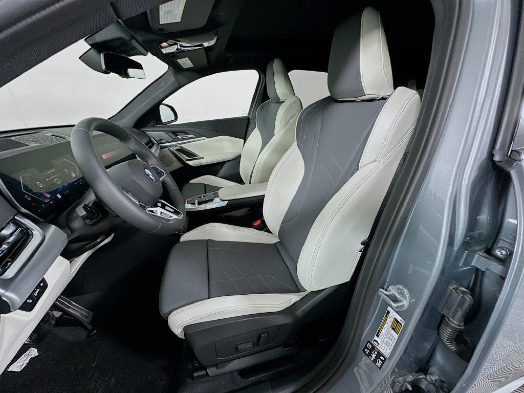 Thumbnail: 2026 BMW X2 - 16