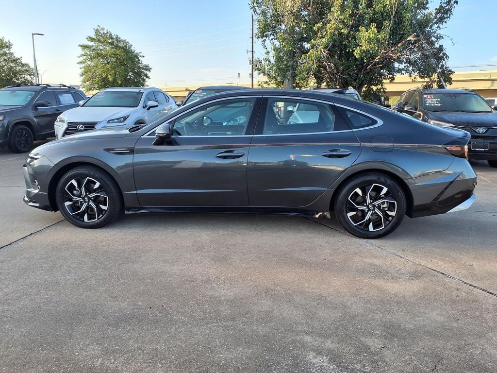 2025 Hyundai Sonata SEL Gray at Baytown Hyundai