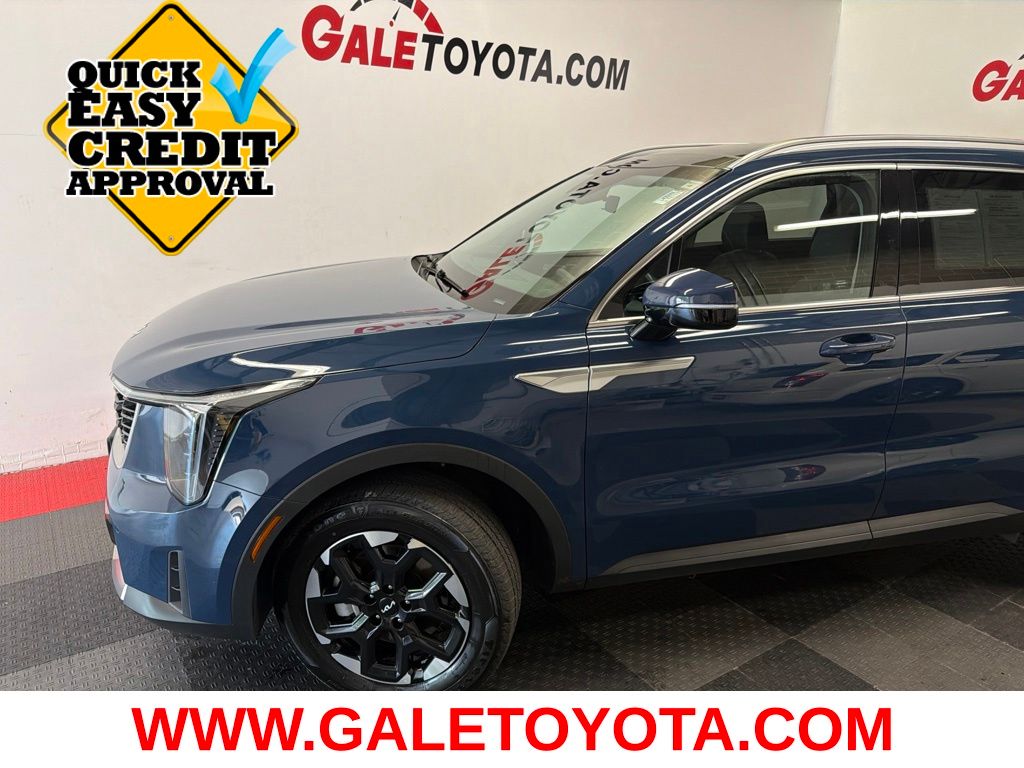 Used 2025 Kia Sorento SUV