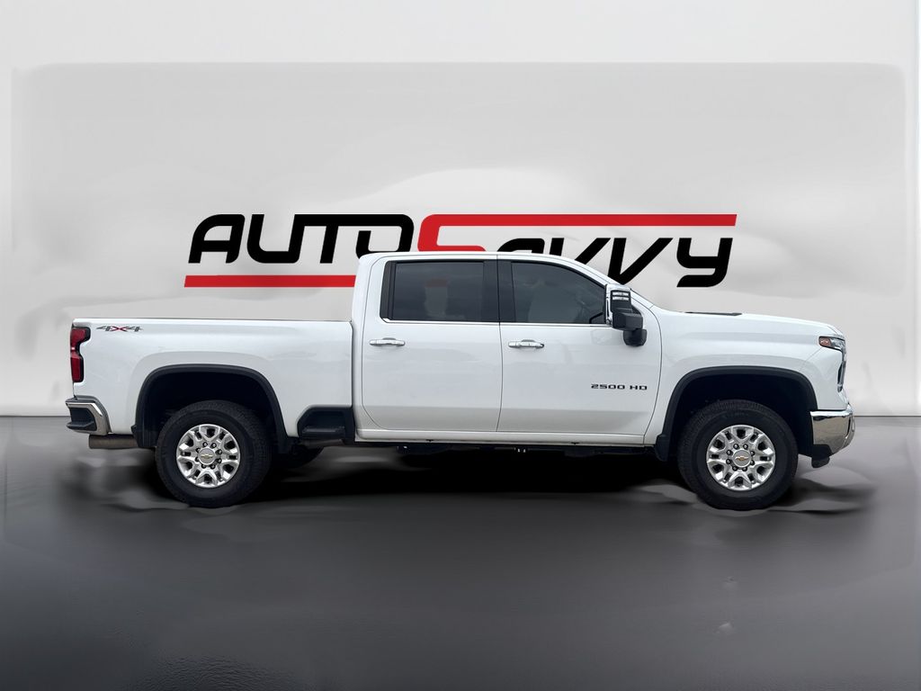 Used 2024 White Chevrolet LTZ image 4