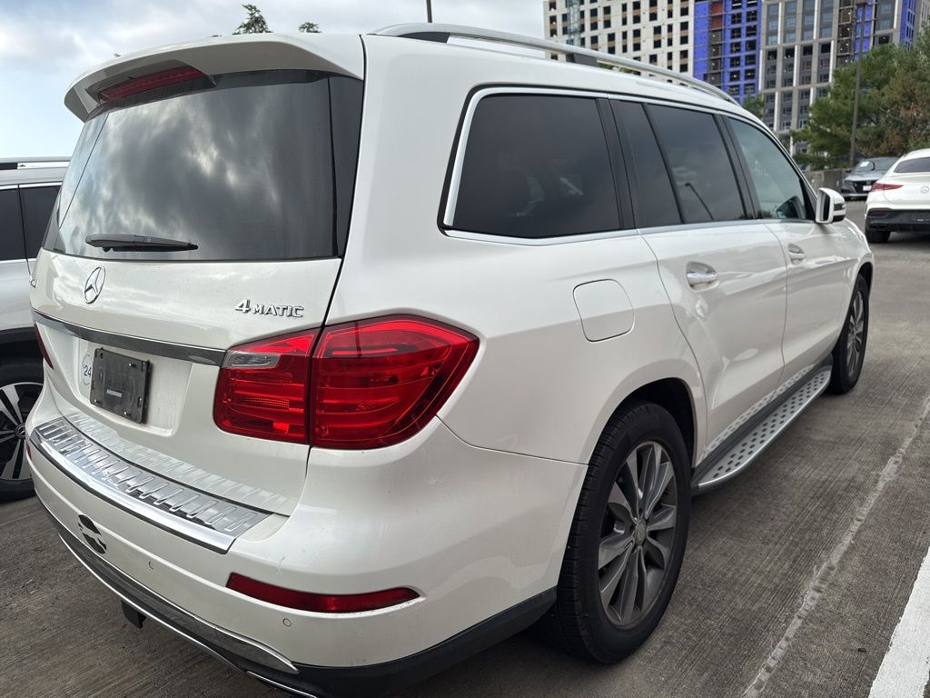Thumbnail: 2016 Mercedes-Benz GL-Class - 4