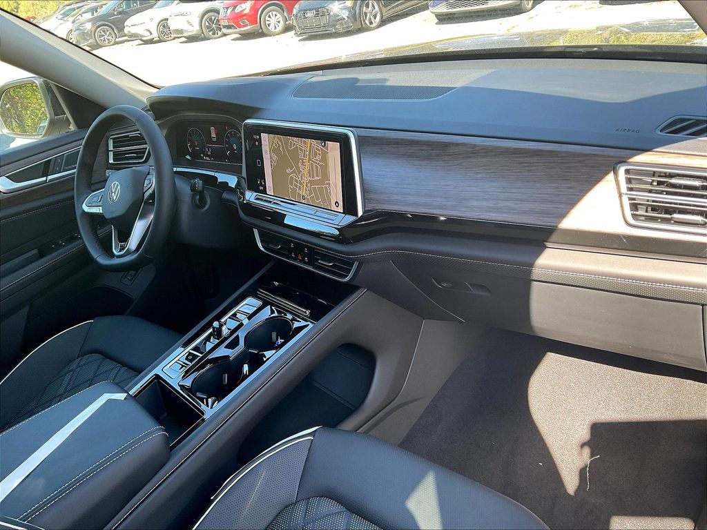 2026 Volkswagen Atlas — photo 10