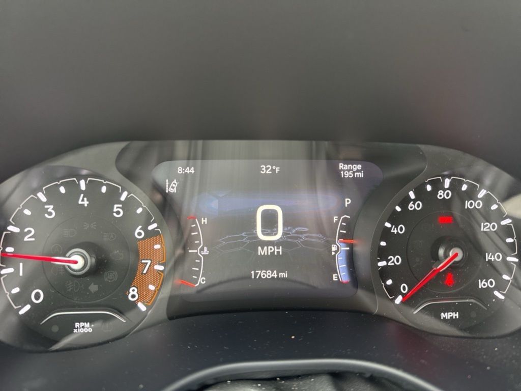 Used 2024 Gray Jeep Limited image 10