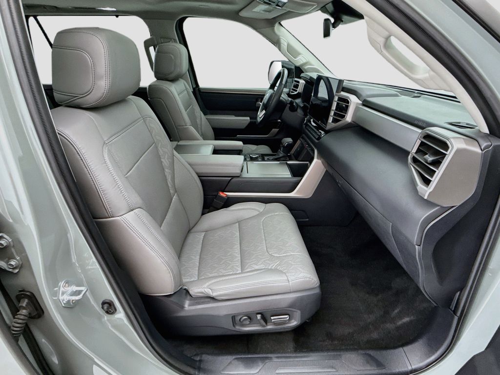 Thumbnail: 2024 Toyota Sequoia - 19