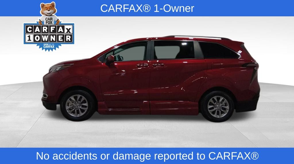 2024 Toyota Sienna XLE