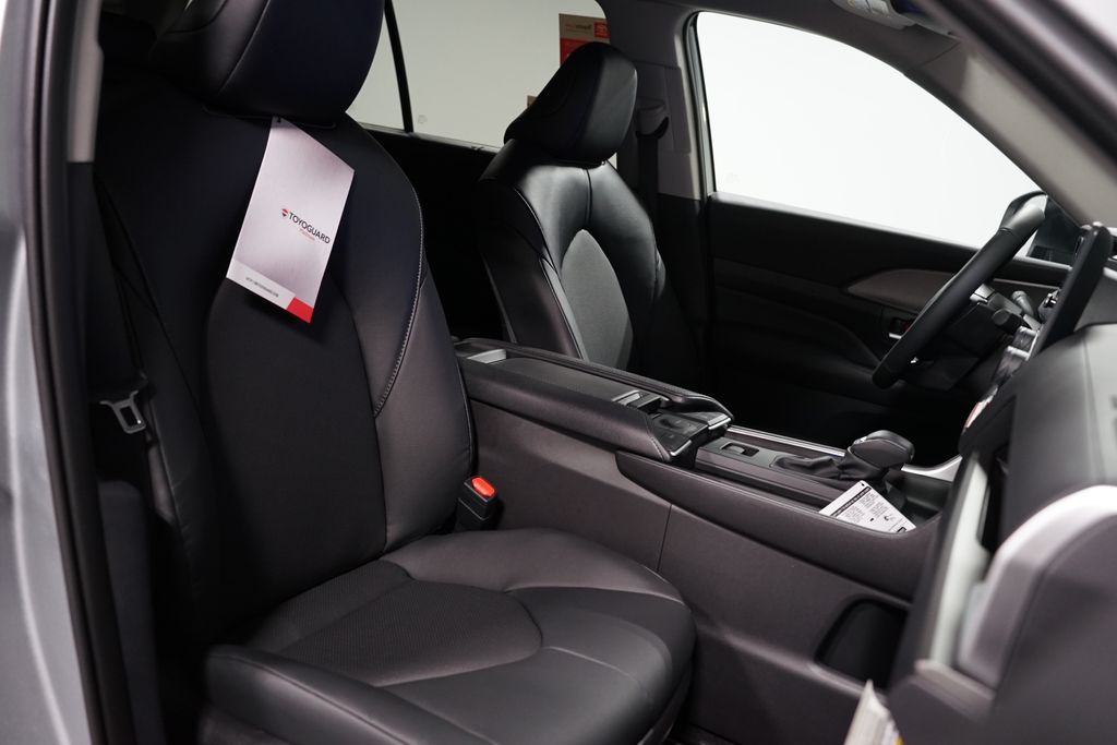 Thumbnail: 2026 Toyota Grand Highlander - 27