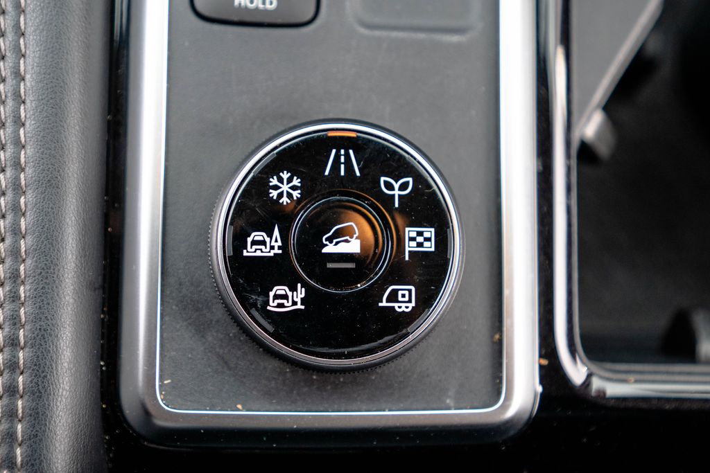 Used 2023 Nissan Pathfinder SUV