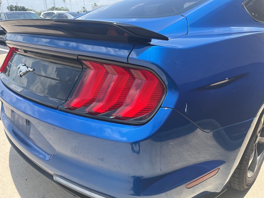 2018 Ford Mustang  7