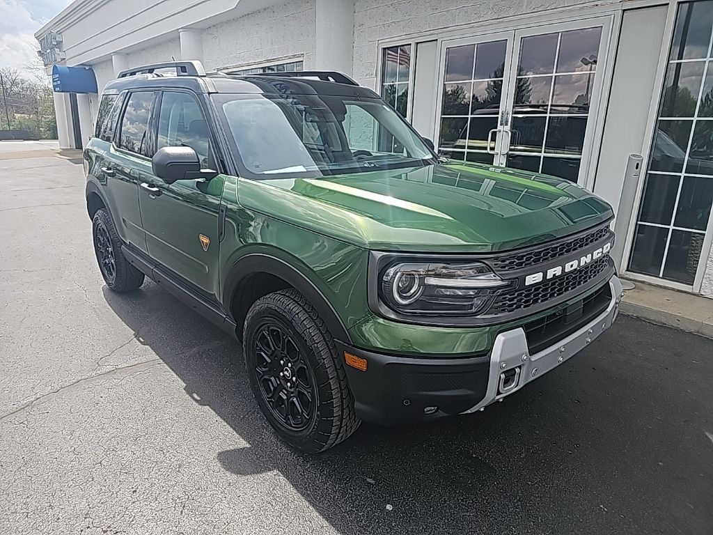 View vehicle photo 3