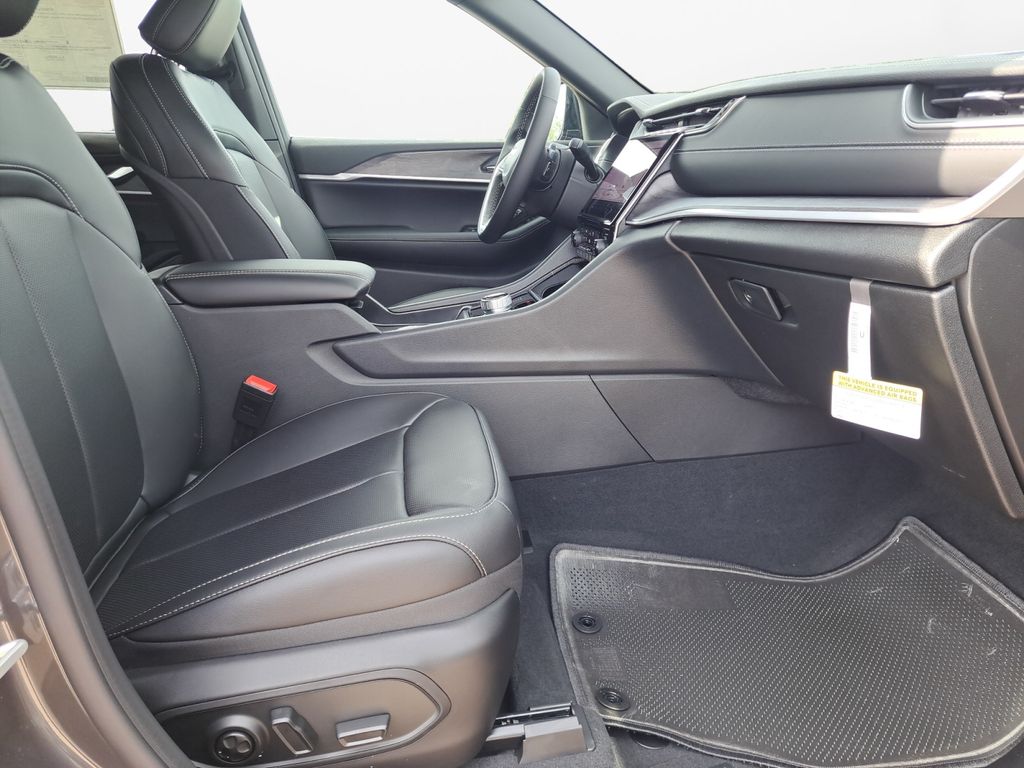 New Car 2025 Jeep Grand Cherokee L  Limited For Sale Under $50,000 In Austin, Texas