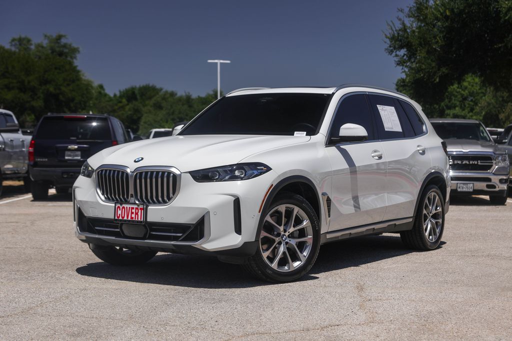 Alpine White 2026 BMW X5 SUV / Crossover Rear-Wheel Drive 8-Speed Automatic