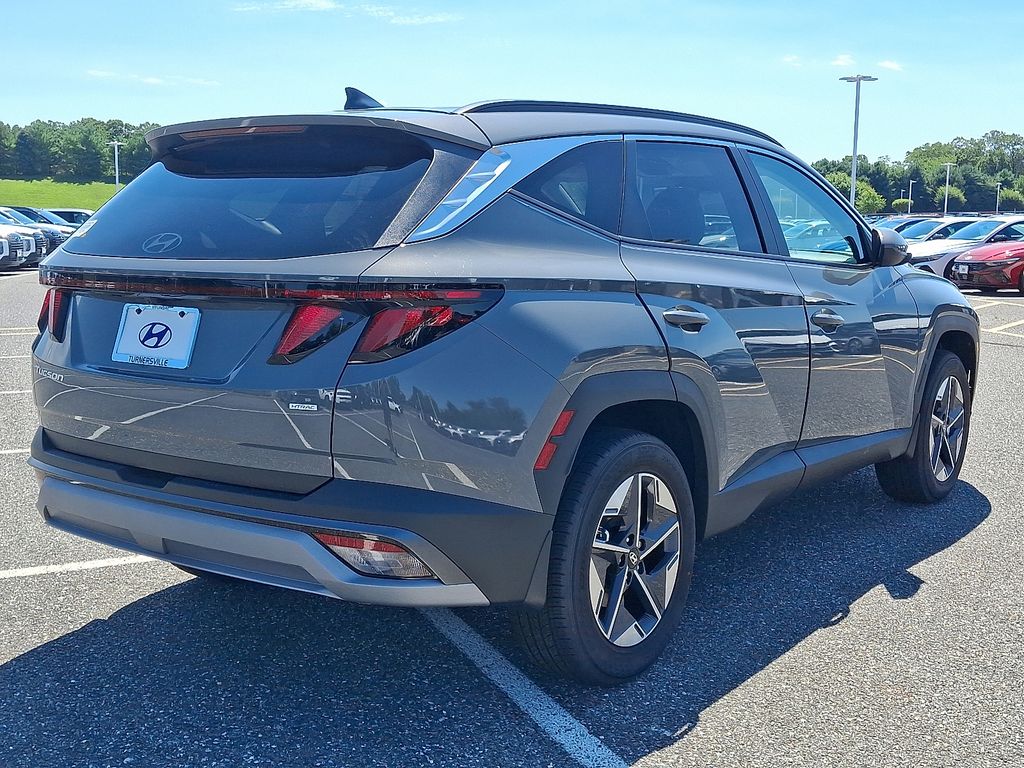 Thumbnail: 2025 Hyundai Tucson - 3