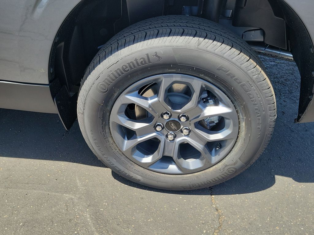 View vehicle photo 7