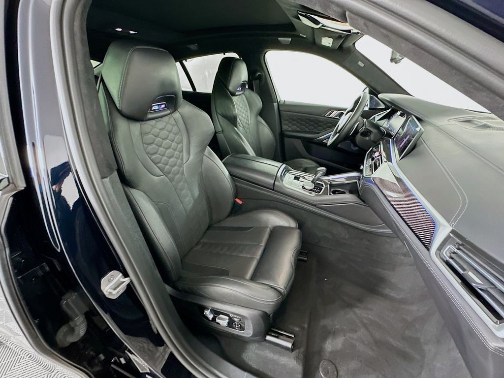 Thumbnail: 2021 BMW X6 - 29