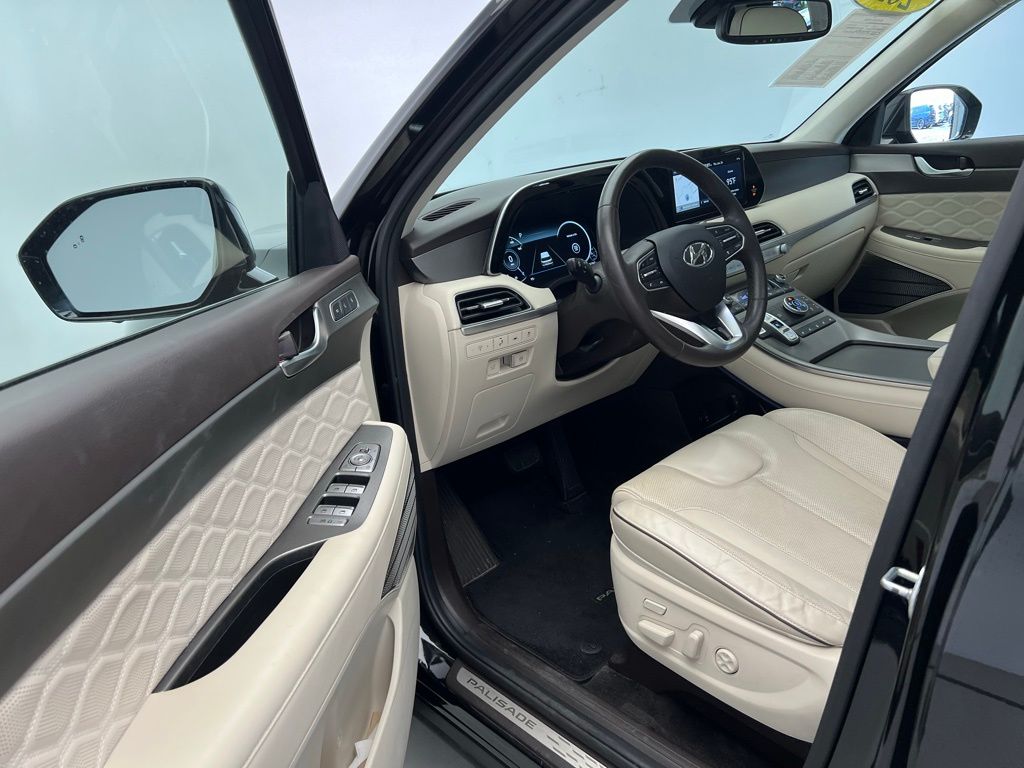 Thumbnail: 2021 Hyundai Palisade - 25