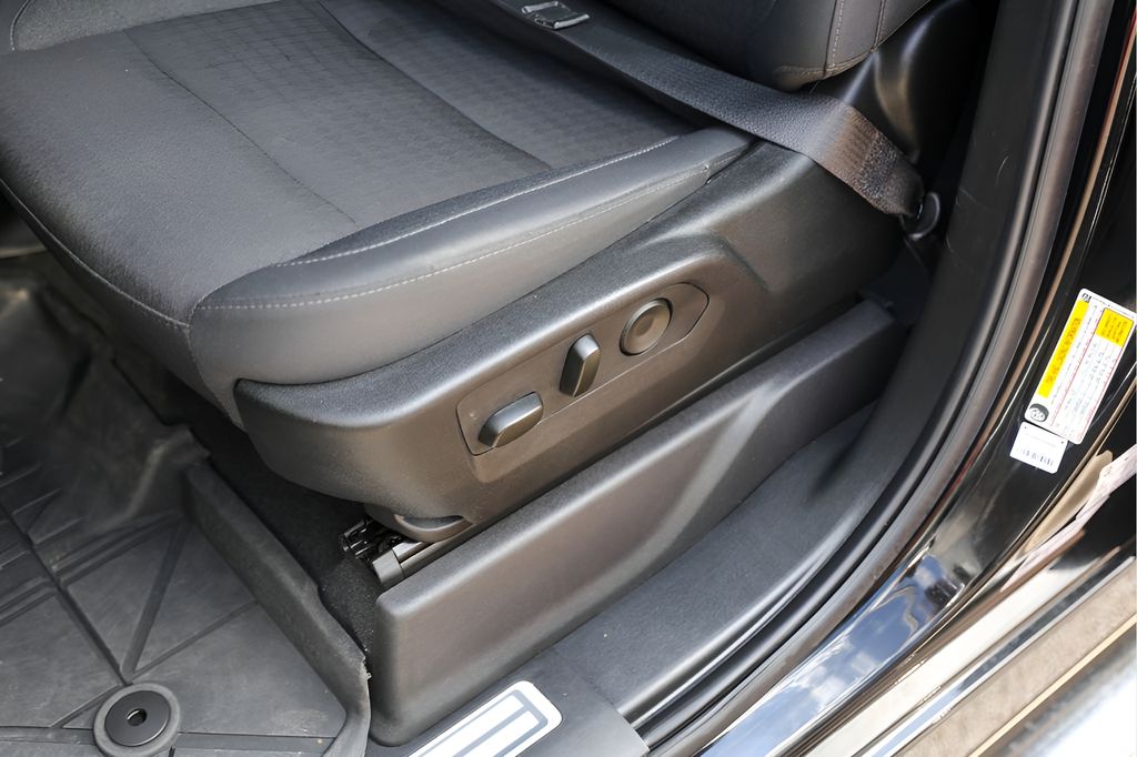 Used Car 2025 Chevrolet Silverado 1500  Lt For Sale Under $50,000 In Austin, Texas