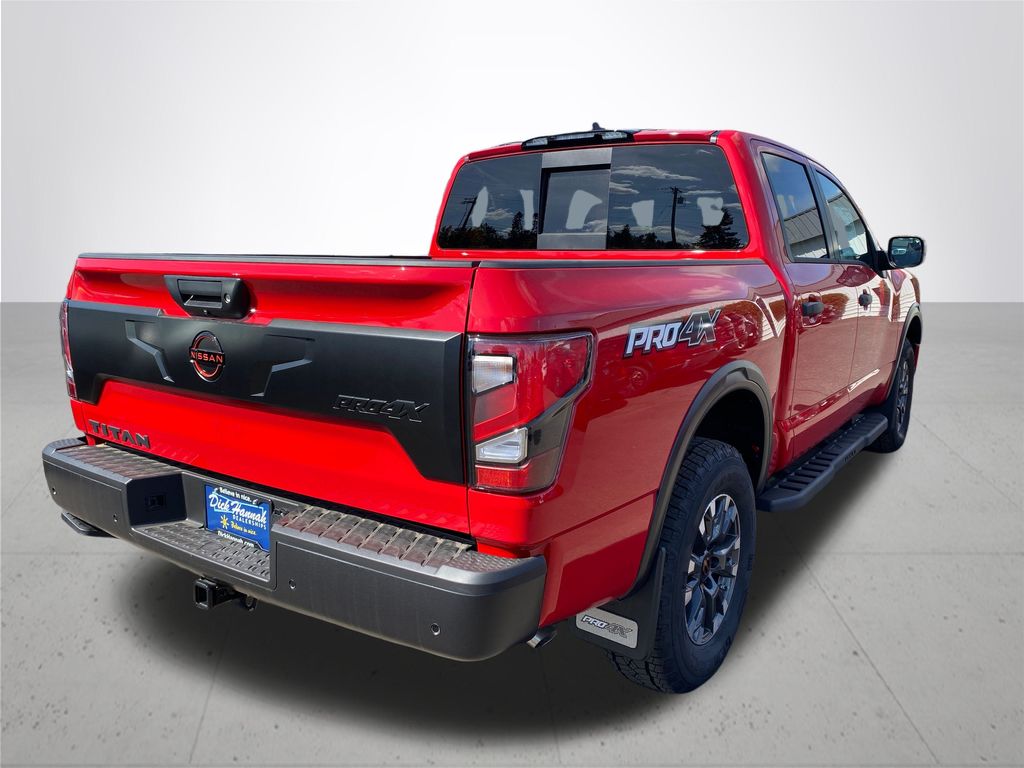 2024 Nissan Titan PRO-4X