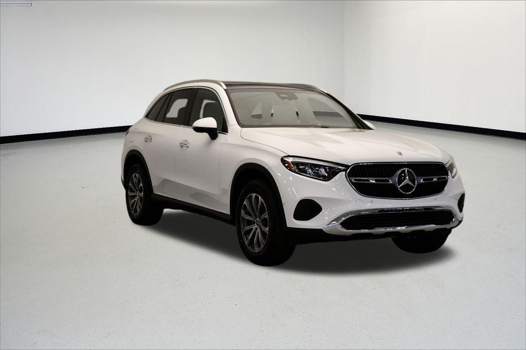 Thumbnail: 2026 Mercedes-Benz GLC - 7