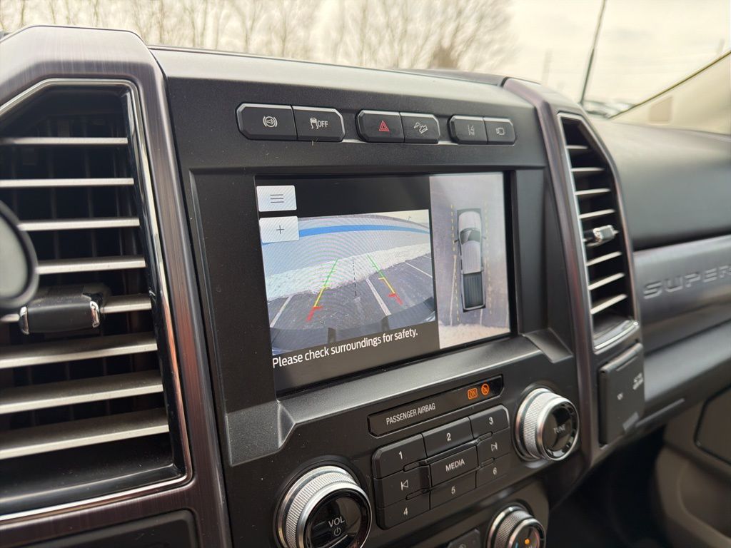 Thumbnail: 2020 Ford Econoline - 30