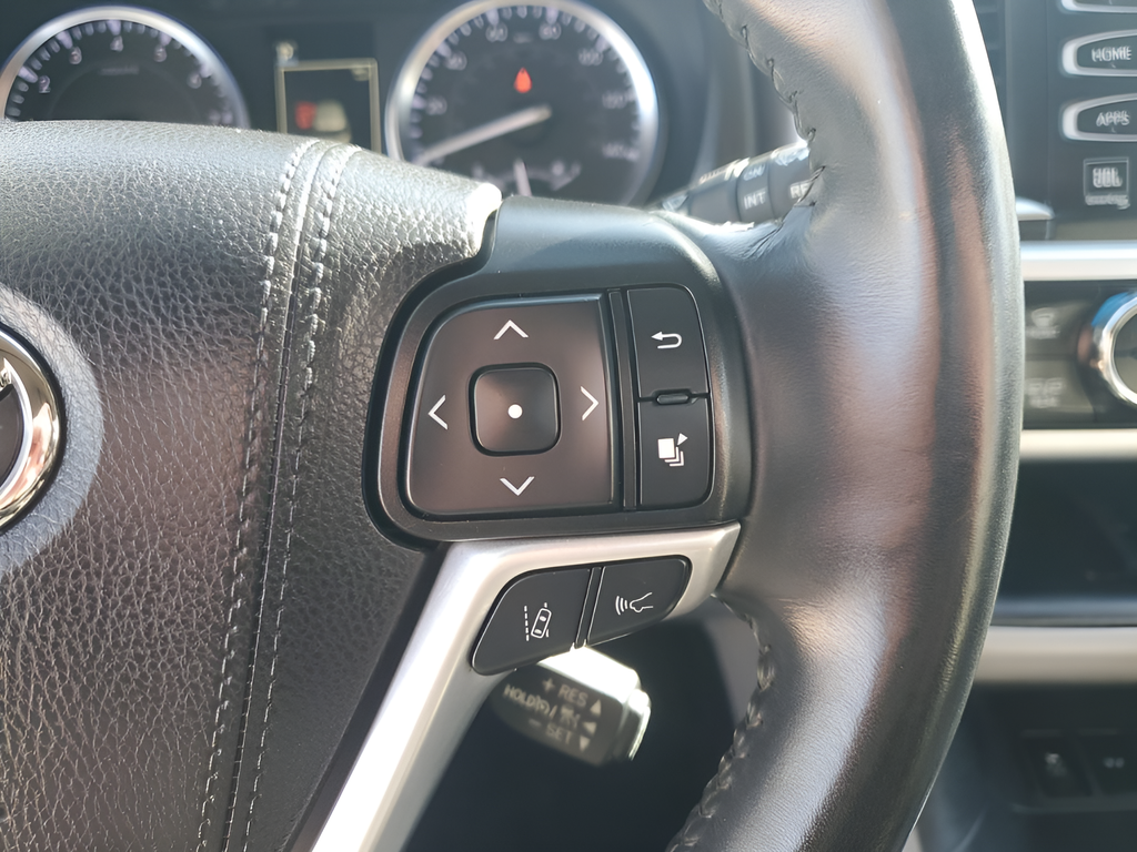 Used Car 2019 Toyota Highlander  Limited For Sale Under $30,000 In Austin, Texas