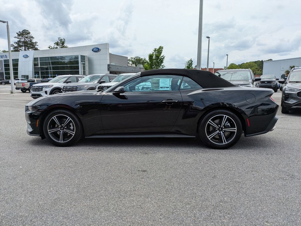 2025 Ford Mustang EcoBoost