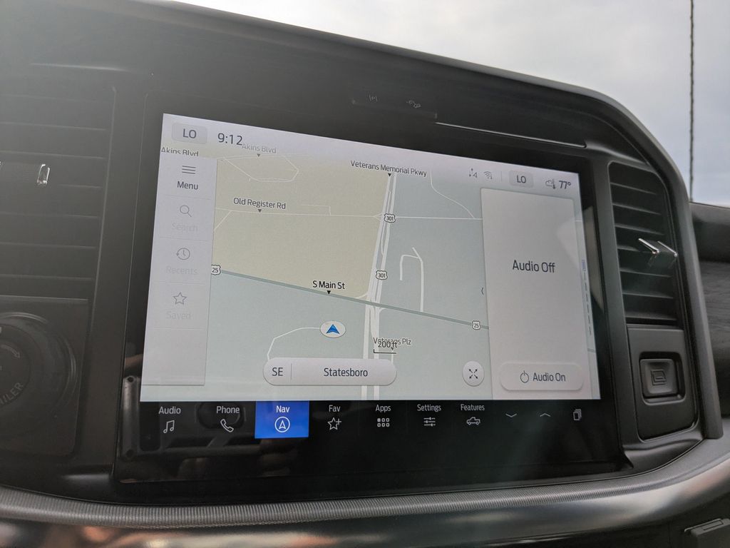 2025 Ford F-150 LARIAT