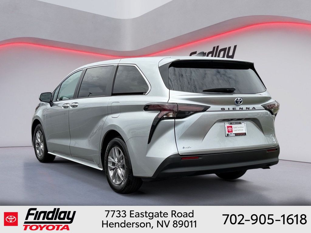 Used 2025 Toyota Sienna Van