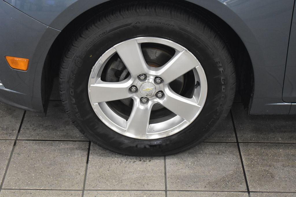 2012 Chevrolet Cruze LT 14