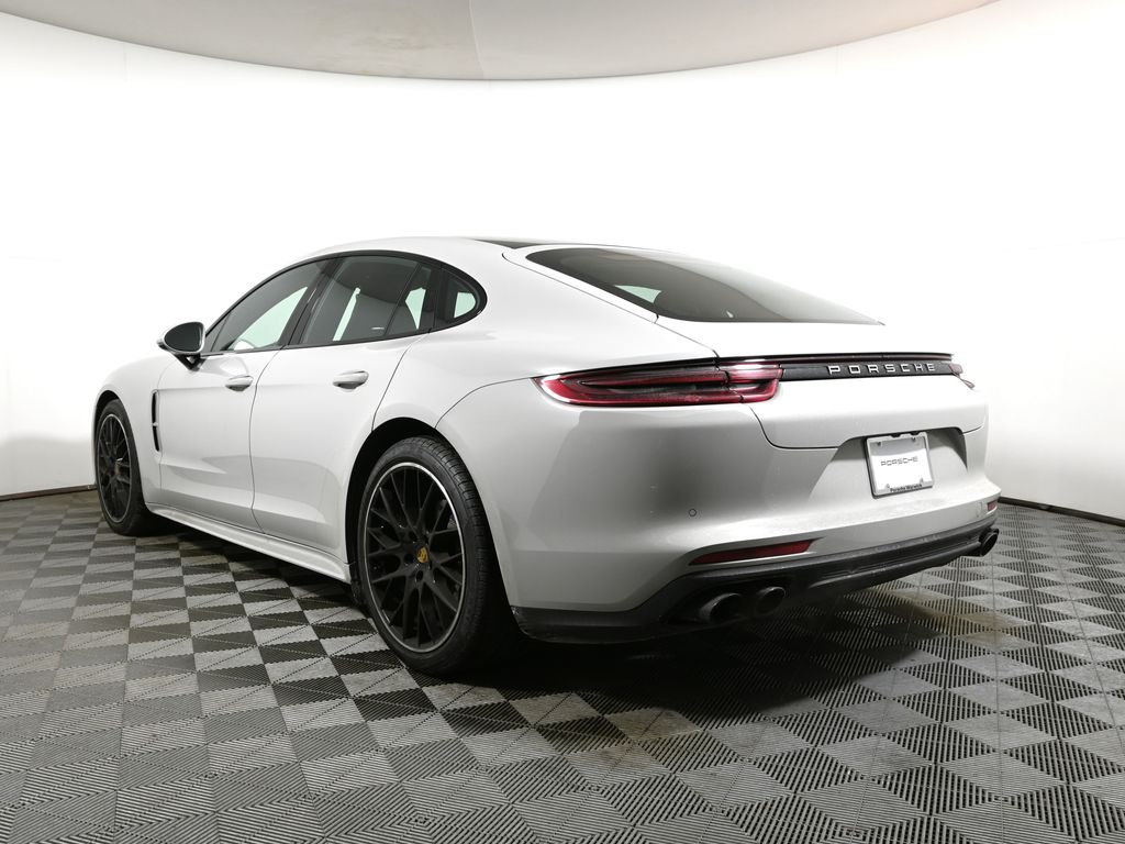 Thumbnail: 2020 Porsche Panamera - 3