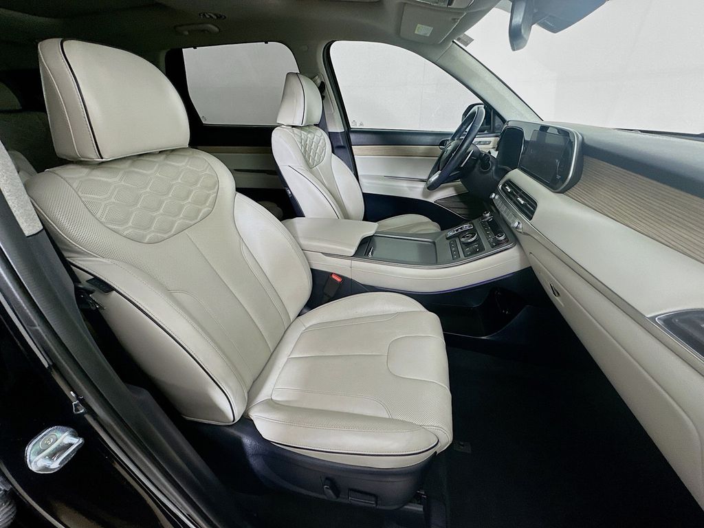 2022 Hyundai Palisade Limited - Photo 6