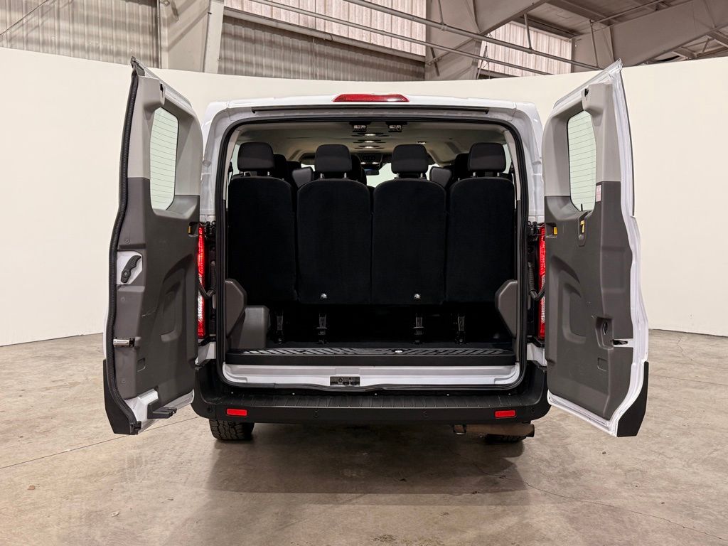 2022 Ford Transit-350 XLT
