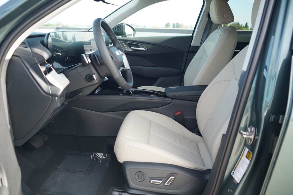 Thumbnail: 2026 Audi Q3 - 6