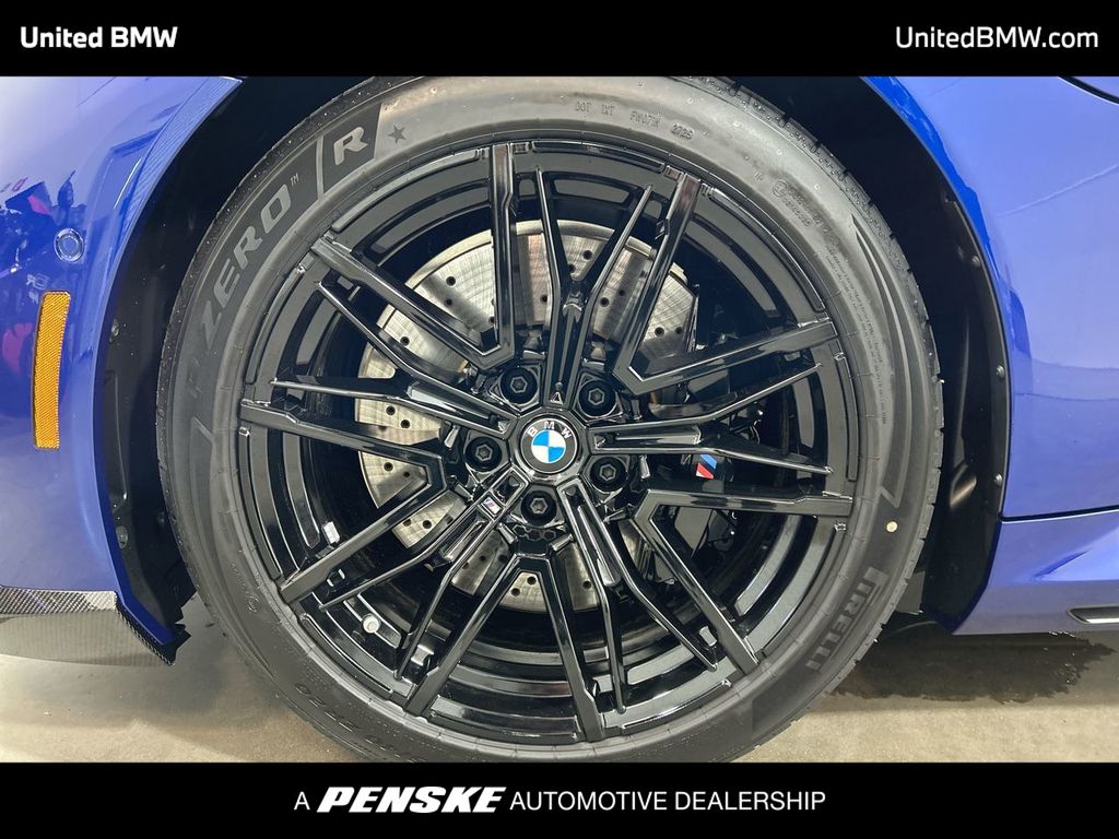 Thumbnail: 2026 BMW M5 - 10