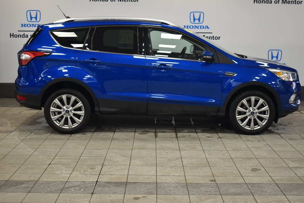 2018 Ford Escape Titanium 9