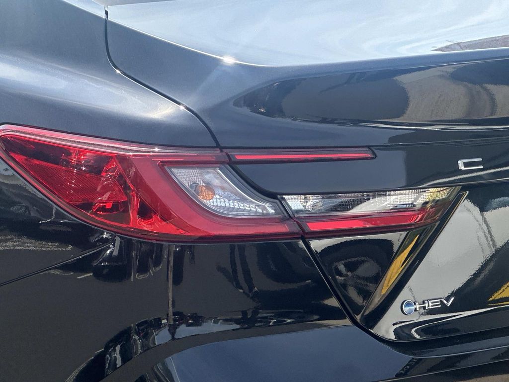 Thumbnail: 2025 Toyota Camry - 12