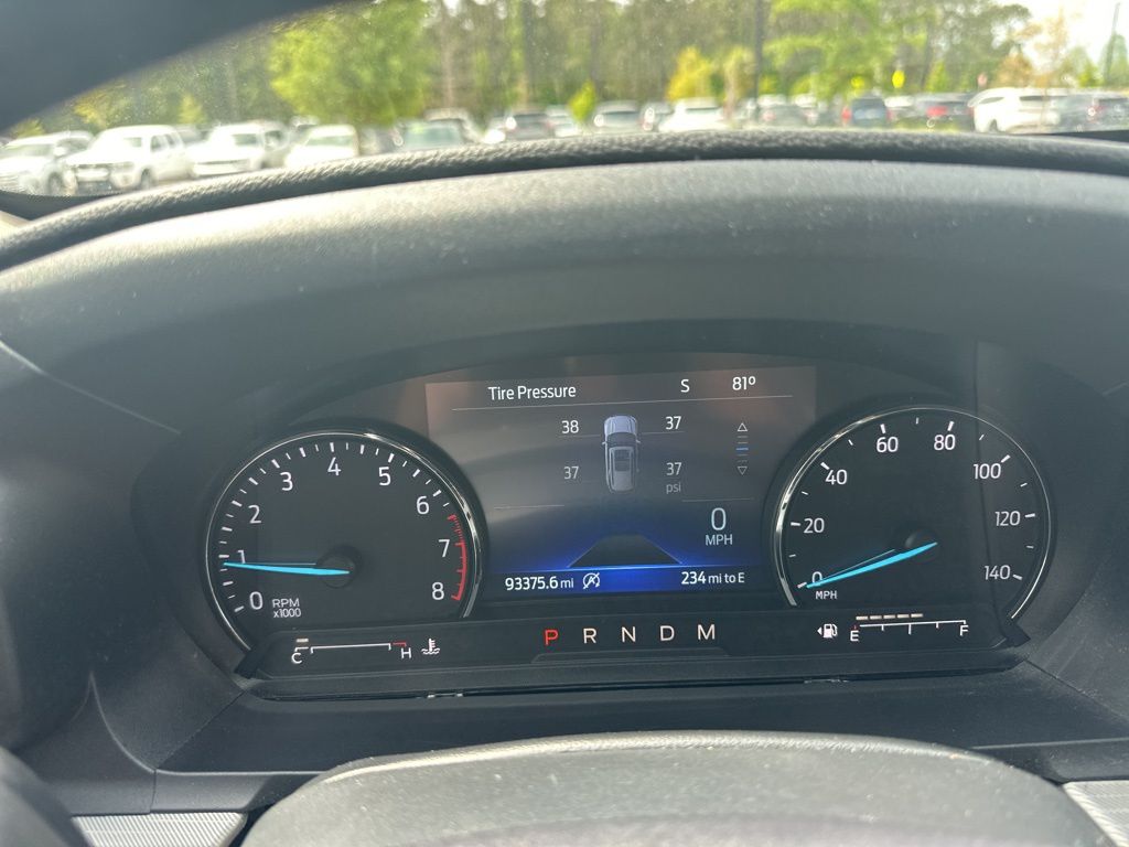 2020 Agate Black Metallic Ford Explorer XLT RWD SUV