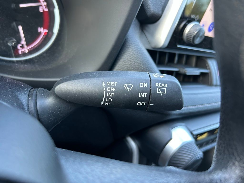 Thumbnail: 2024 Toyota RAV4 - 20