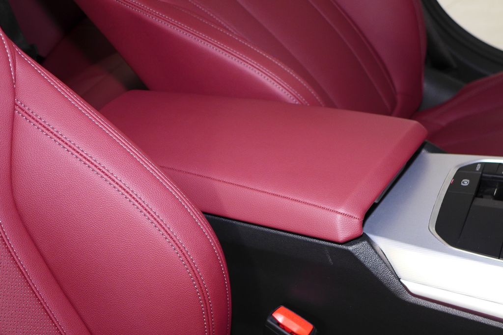 Thumbnail: 2023 BMW i4 - 16