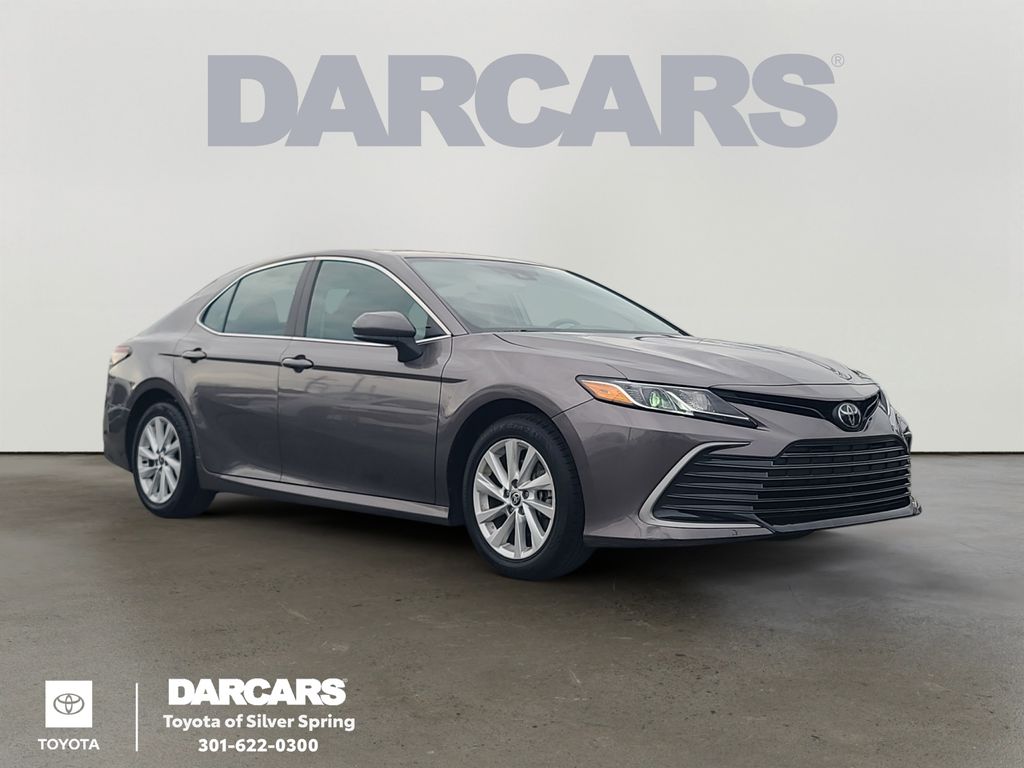 2024 Toyota Camry LE FWD