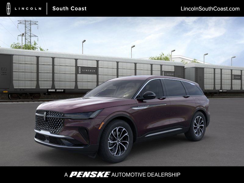 Thumbnail: 2025 Lincoln Nautilus - 1