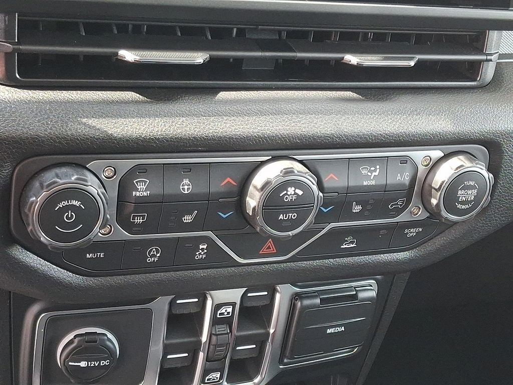 New 2026 Jeep Wrangler SUV