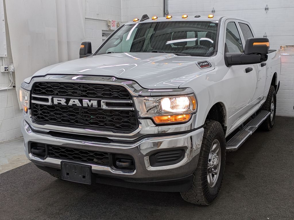 Bright White Clearcoat 2023 RAM 2500 Tradesman Crew Cab 4WD Pickup Truck Four-Wheel Drive 8-Speed Automatic