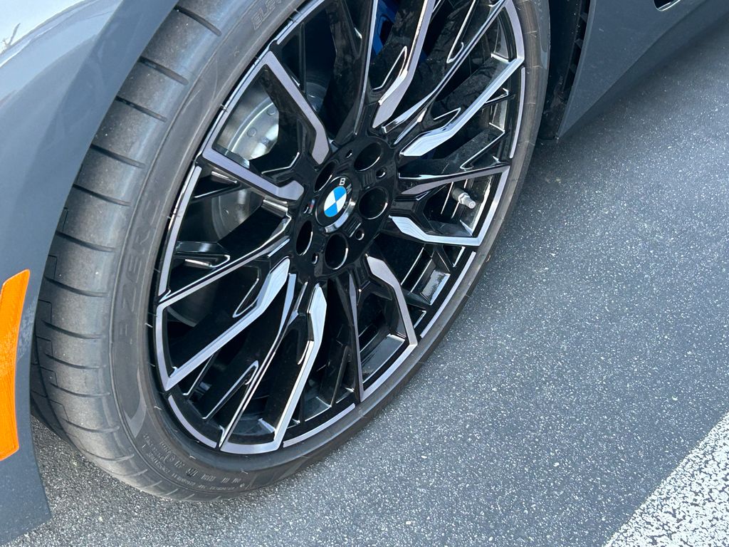 Thumbnail: 2025 BMW i4 - 3